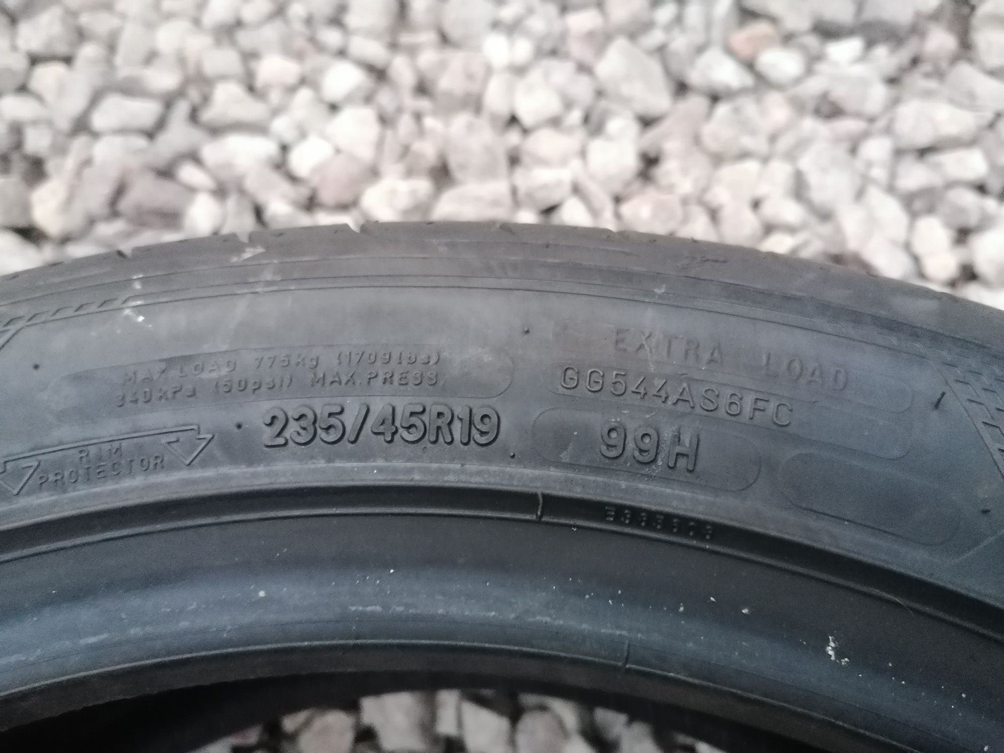 235/45/19 Goodyear