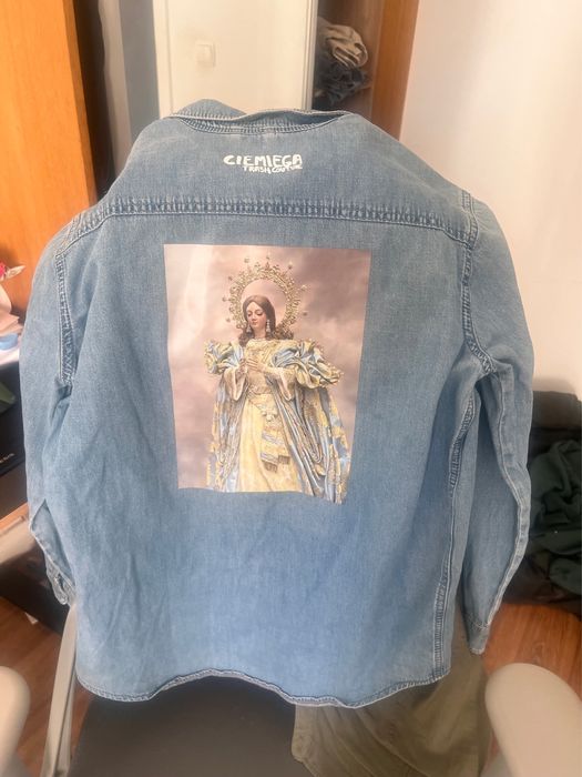 Ciemiega koszula z Maria