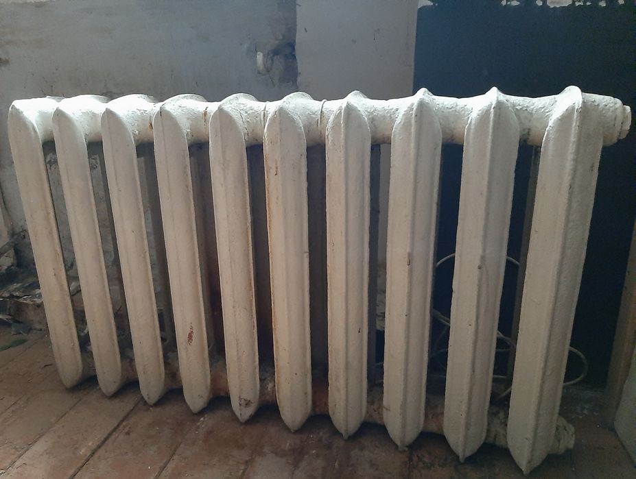 Радиатор чугунный