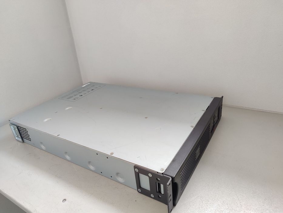 Smart UPS APC DLA 3000 RMI2U ДБЖ безперебійник упс бесперебойник ИБП