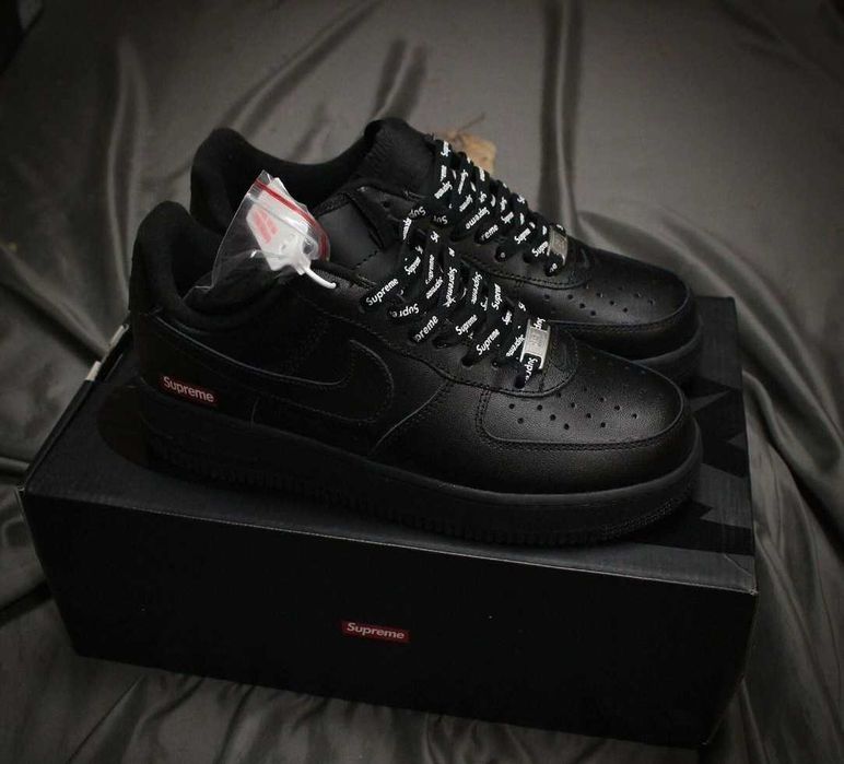 Buty meskie Nike Air Force 1 Low Supreme Black R.40.5