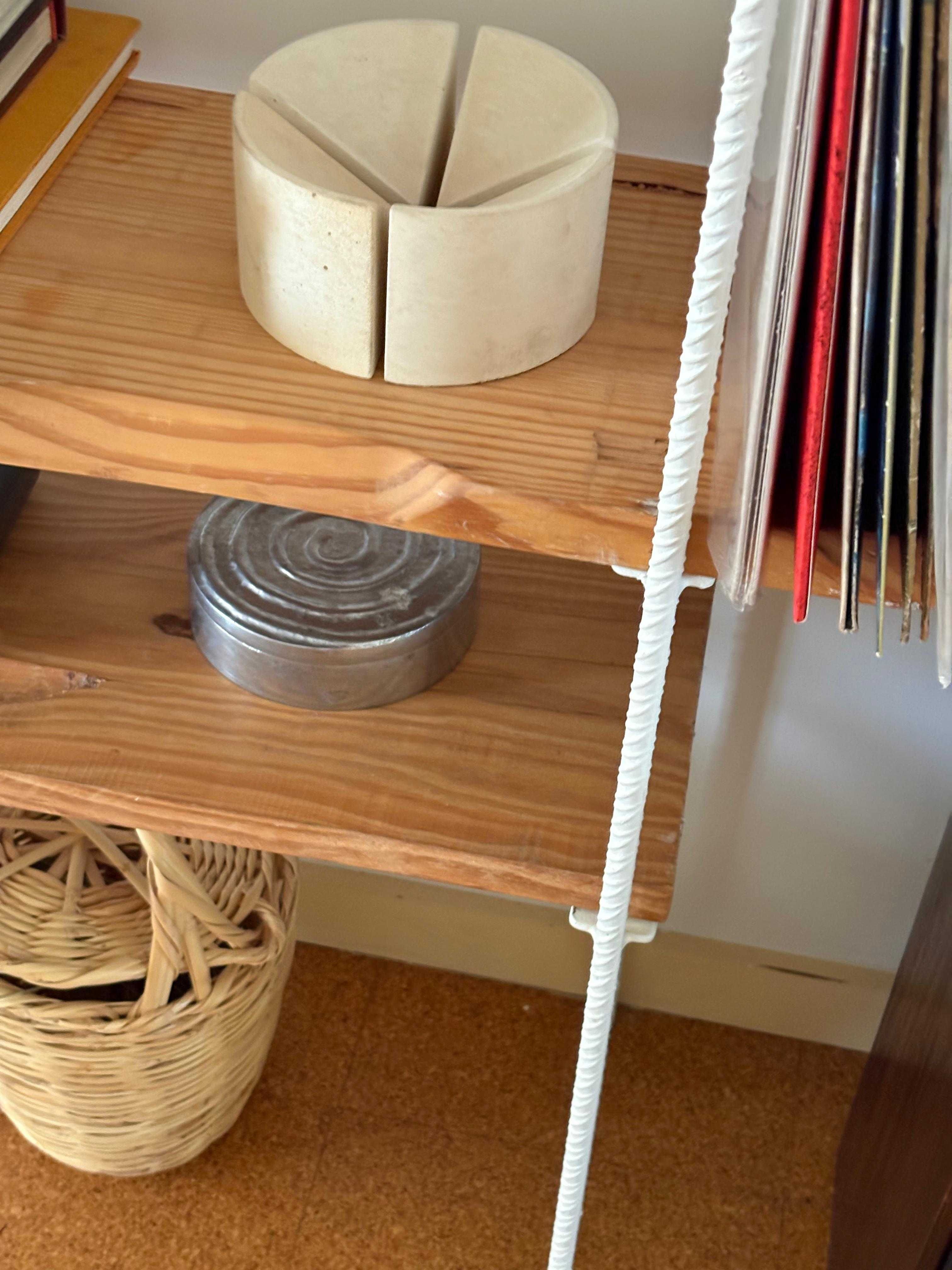 Prateleira / Estante para sala ou quarto