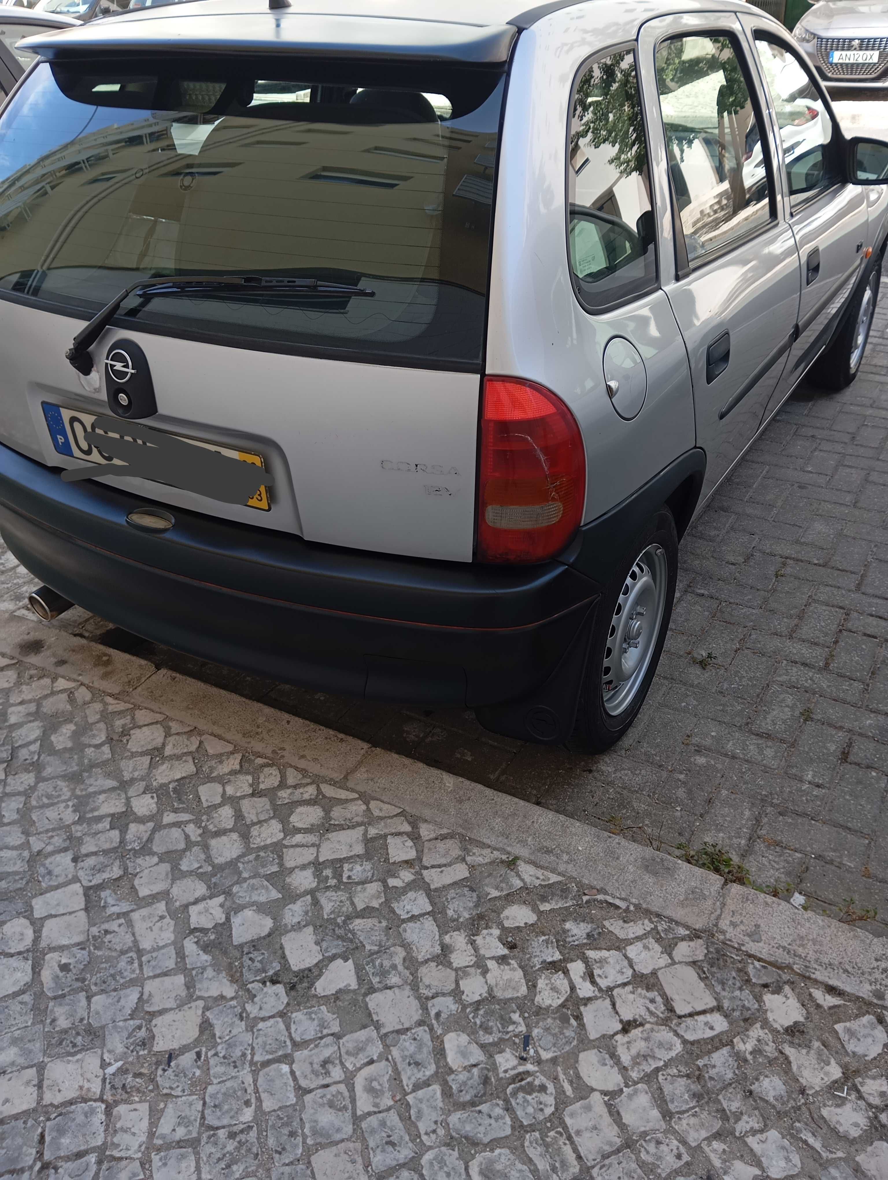 Opel Corsa 1.0 de 99
