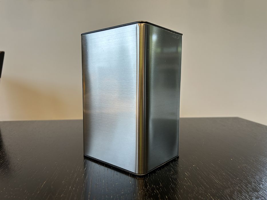 Kinkiet Zewnętrzny Firmy Philips Hue Outdoor Wall Light Resonate