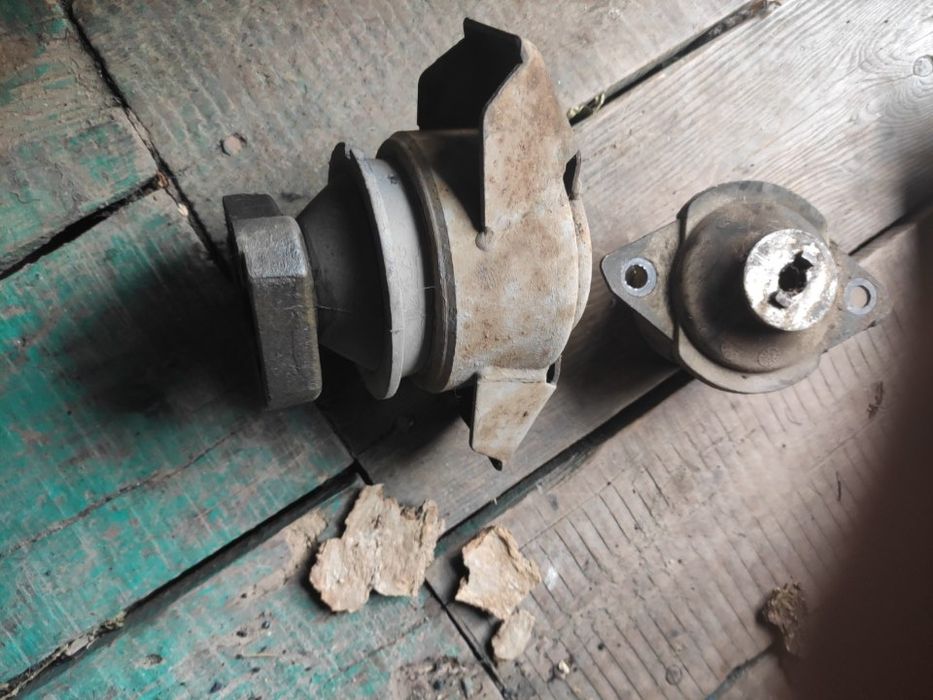 Подушка двигуна Чері амулет