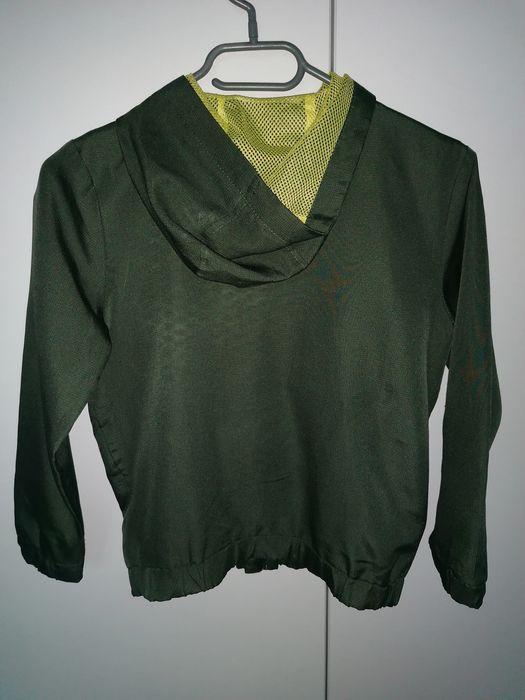 Kurtka wiatrówka dziecięca r. 134