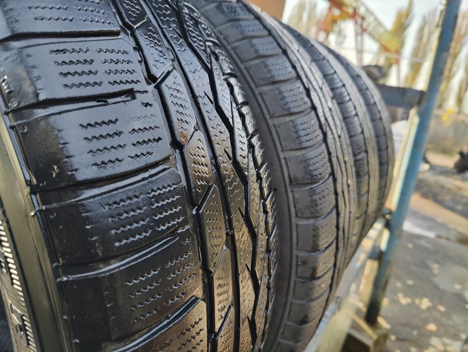 Шини зимові 225/60 R17