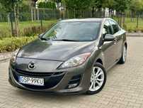 Mazda 3 .Benzyna.Salon PL .Bogate wyposażenie . 1 właściciel . Sedan .