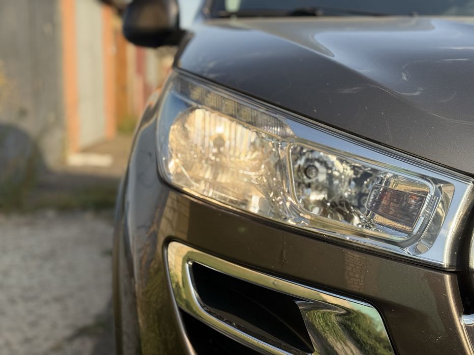 Ремонт (відновлення, мийка, встановлення лінз) фар (оптики) автомобіля