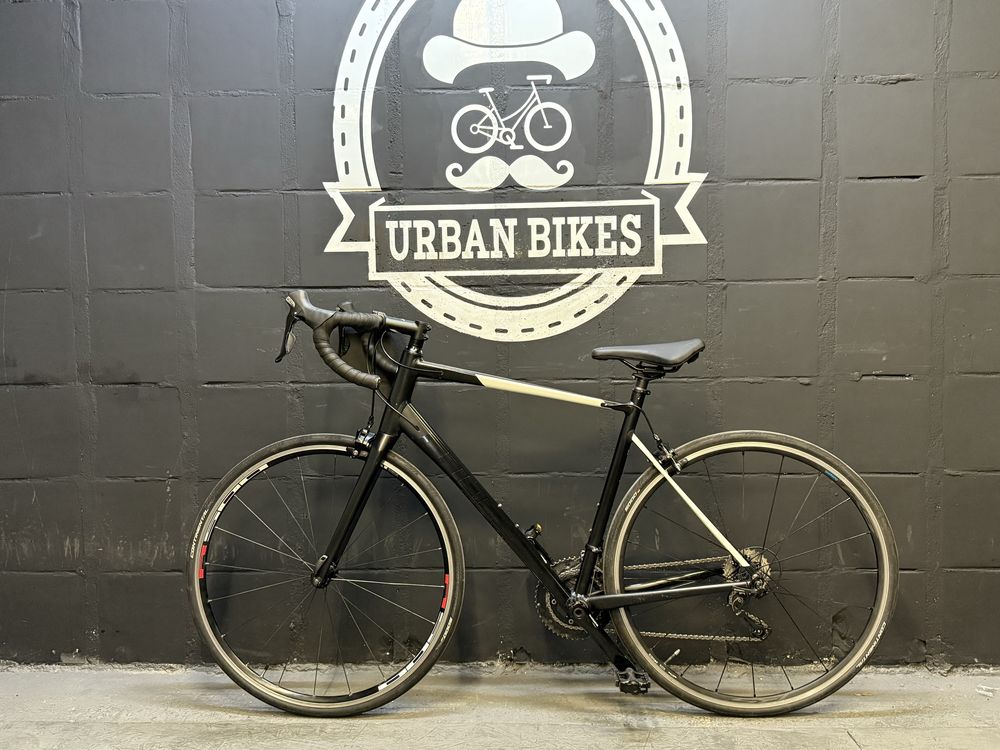 Rower szosowy Cube Attain SL Shimano 105 55 cm Urban Bikes