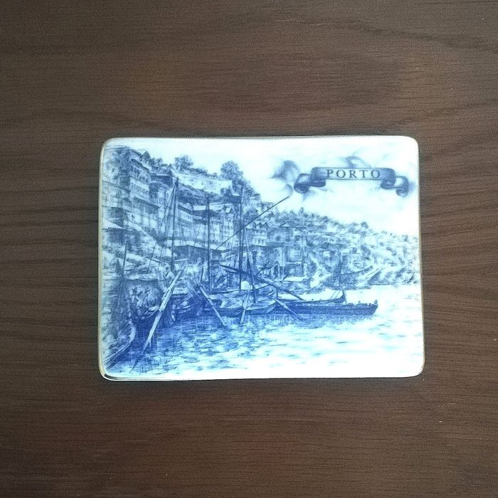 Caixa de porcelana da coleção Azulejos Porto, Vista Alegre