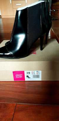 Buty nowe rozmiar 39