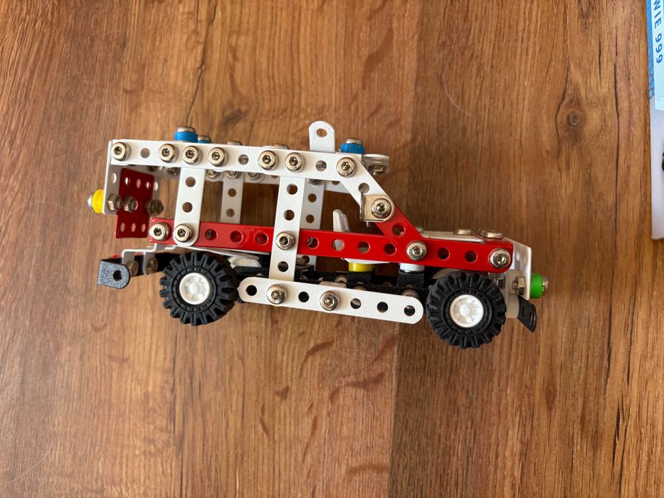 Mały Konstruktor. Pogotowie 999 Alexander, model 1624