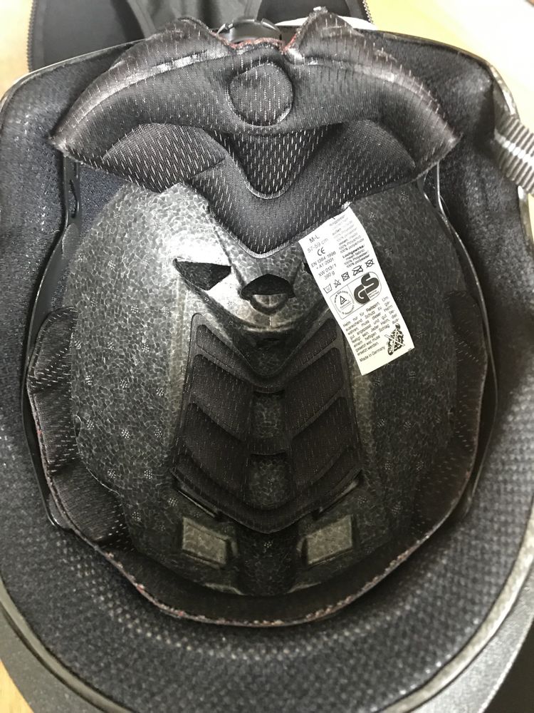 Kask jeździecki Uvex FP 1 Carbon