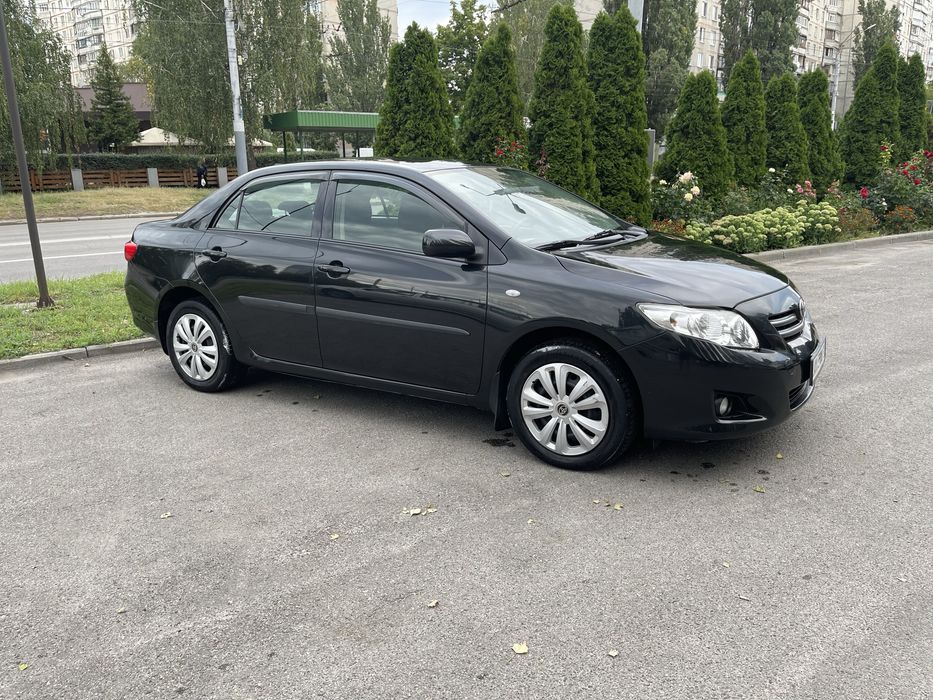Продам Toyota Corolla