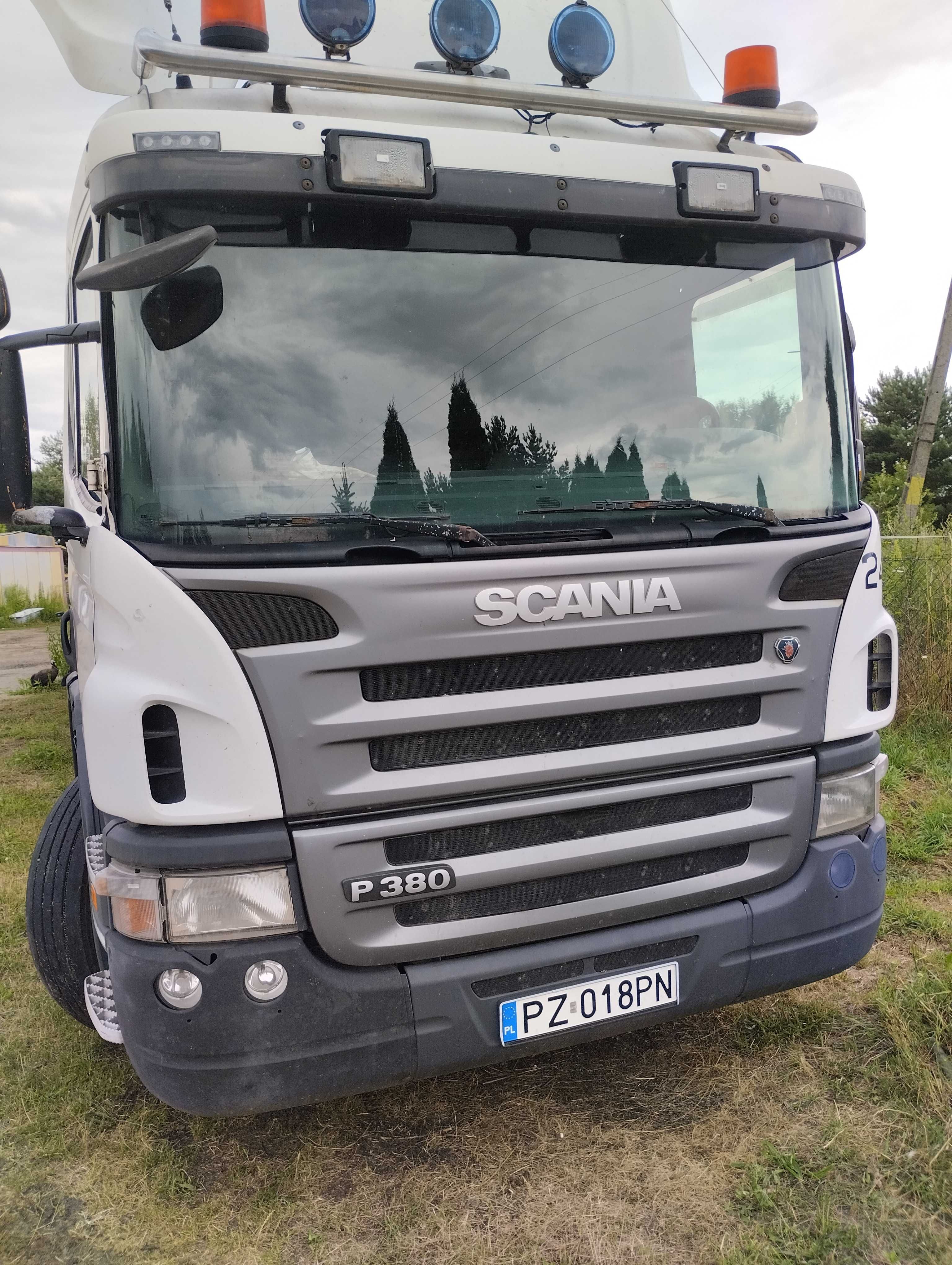 Scania  P380 pod zabudowę 2010r