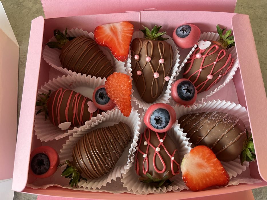 Полуниця свіжа в Бельгійському шоколаді