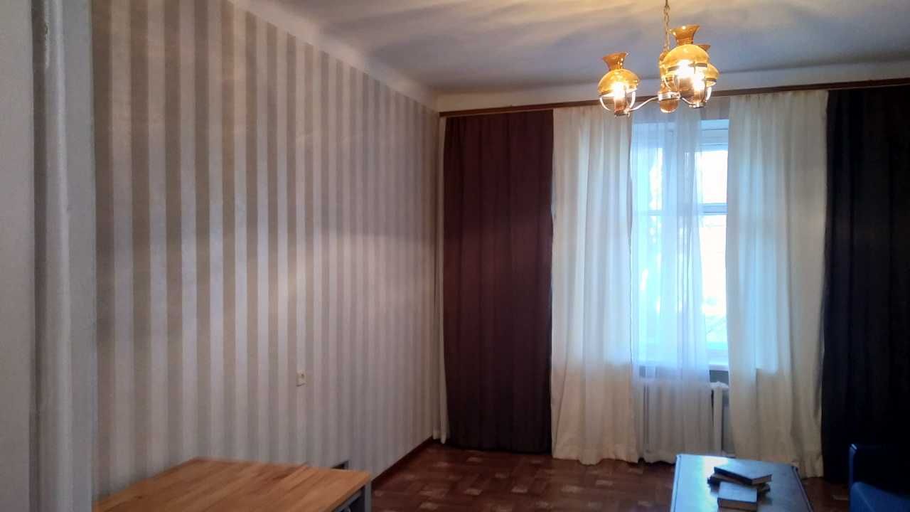 2-комн. сталинка 50м² под закрытый офис или салон  Шевченко / Гагарина