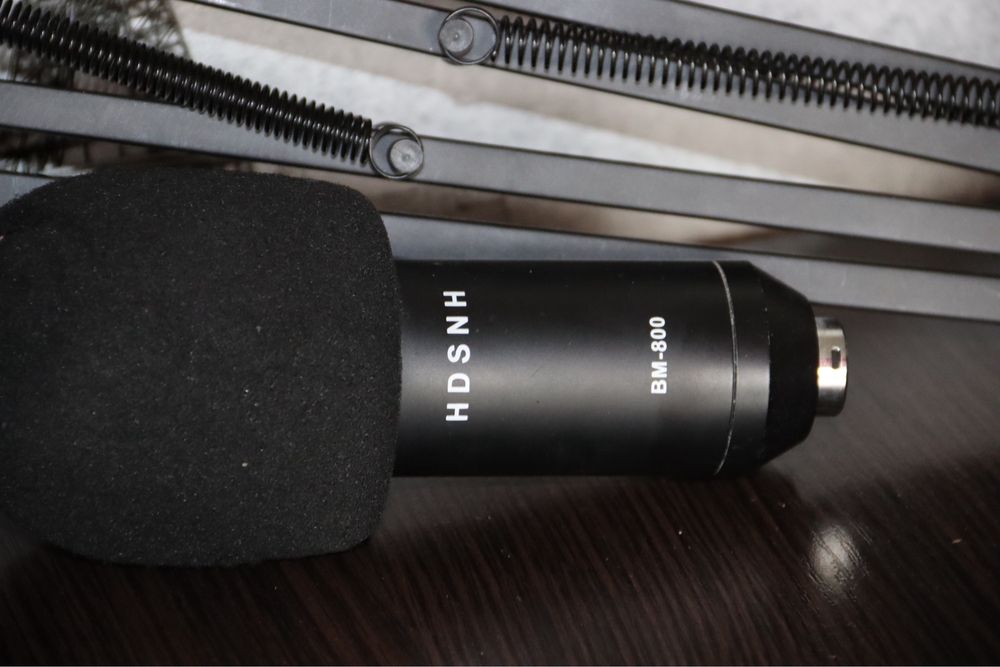 Конденсаторний мікрофон bm800 + живлення 48v