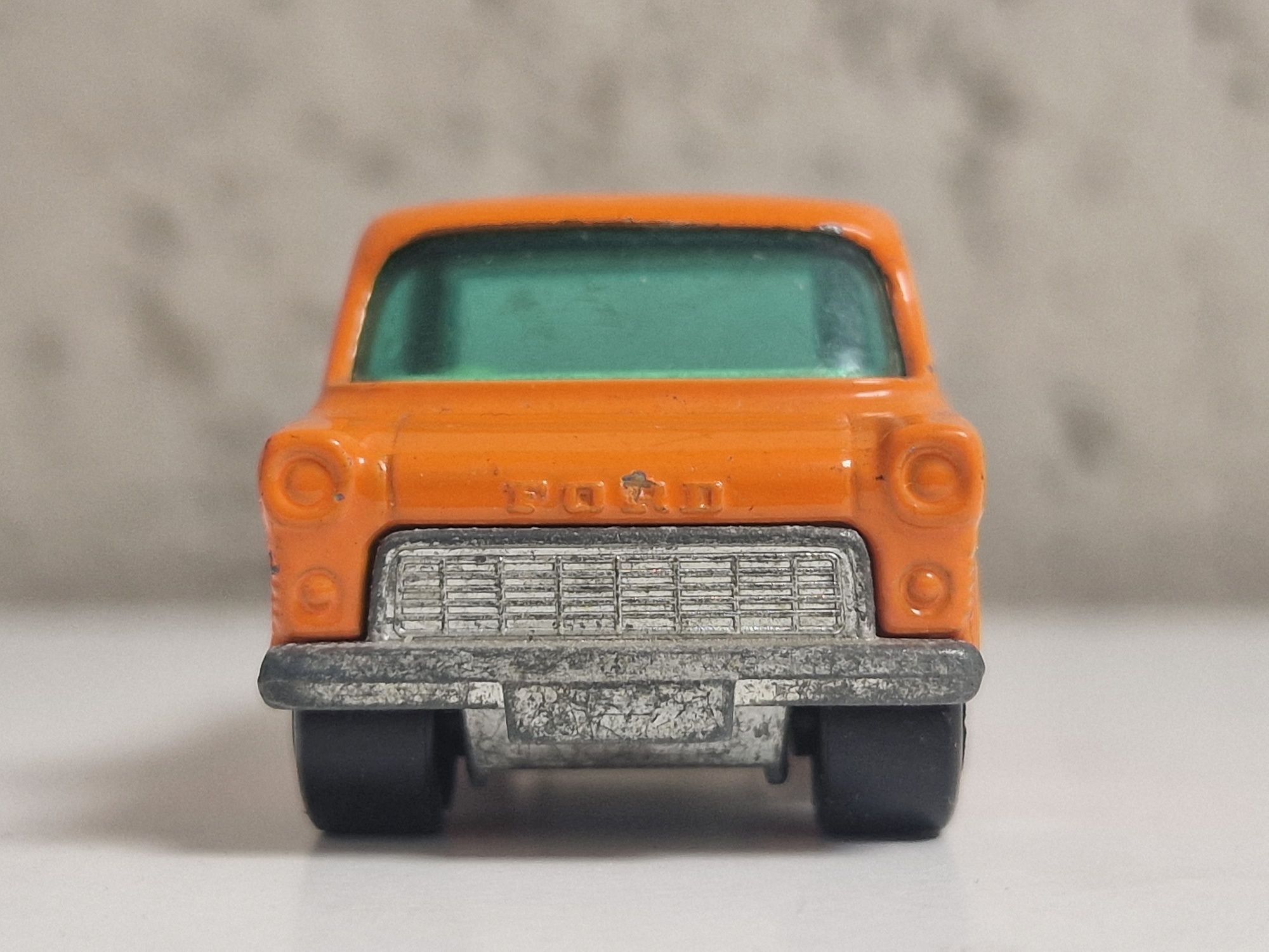 Matchbox SuperFast Ford Transit 1977r.