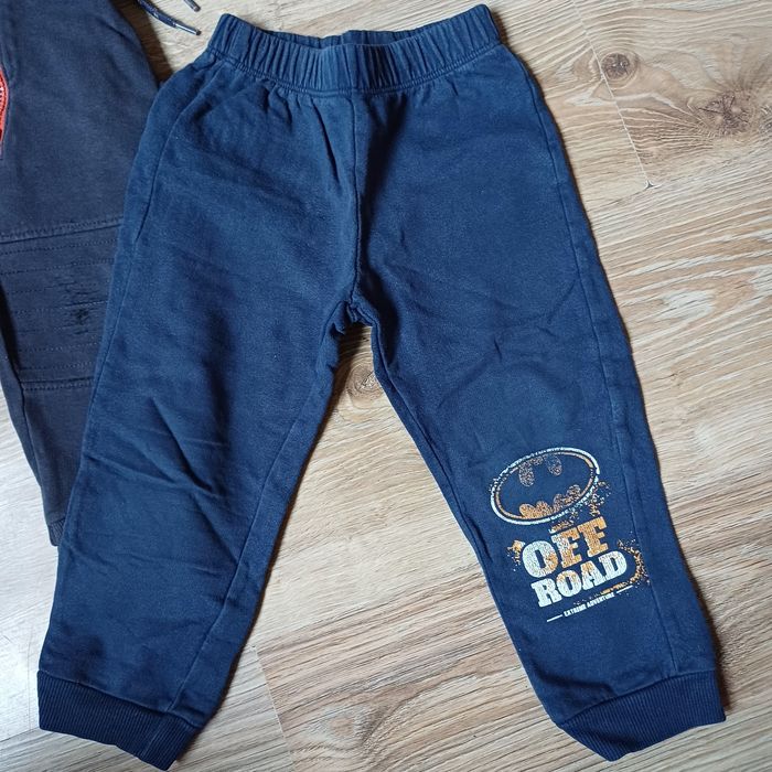 Spodnie dresy bluzka na rozmiar 86 dla chłopca