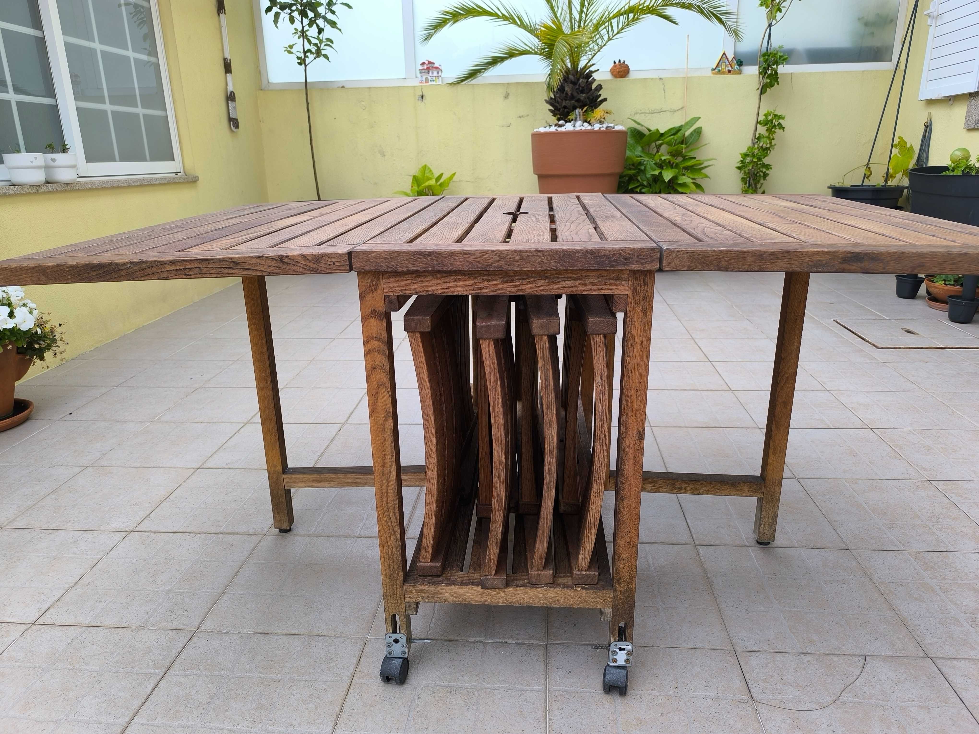 Conjunto de mesa e cadeiras de jardim/varanda