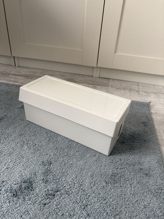 Pojemnik na kable Ikea