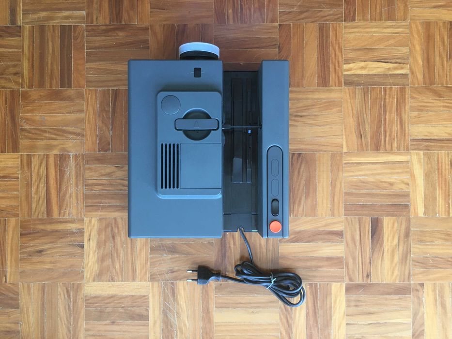 Projector de Slides REFLECTA
