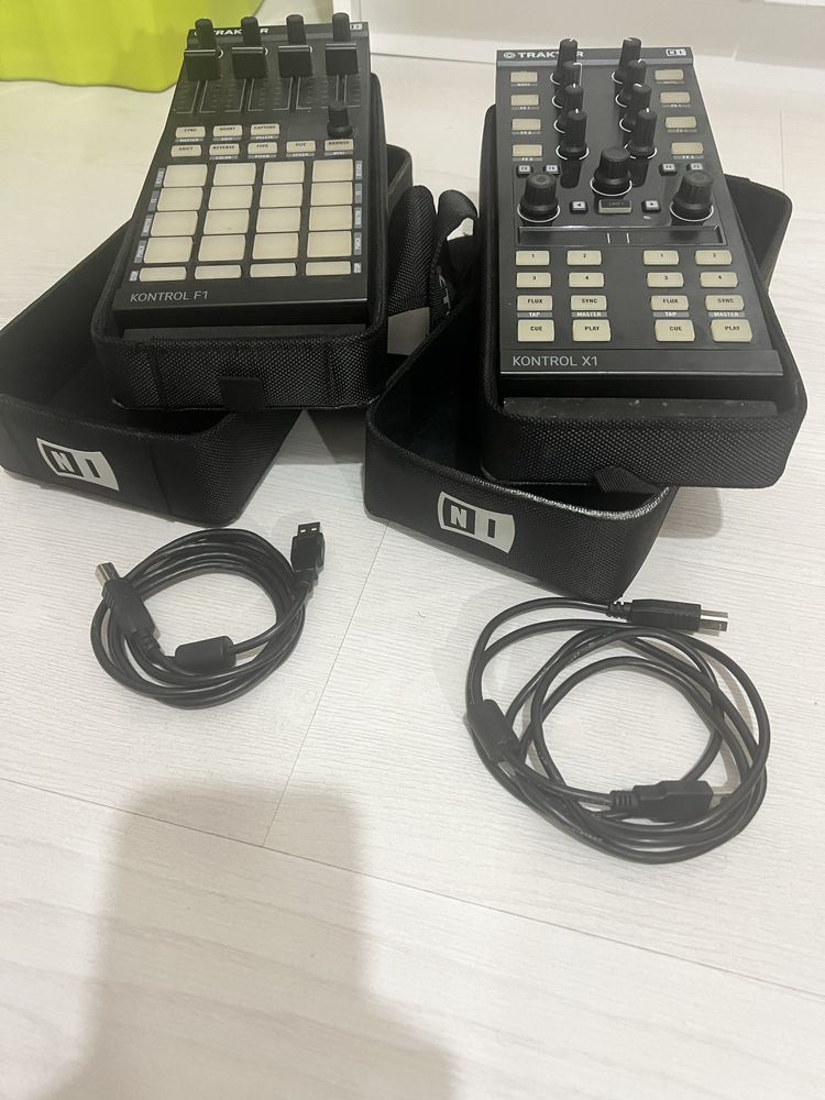 F1 e X1 TRAKTOR com cabos e malas originais