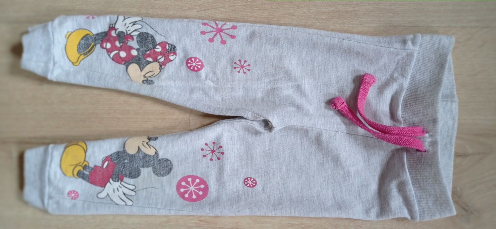 Disney spodnie dresowe rozmiar 86/92