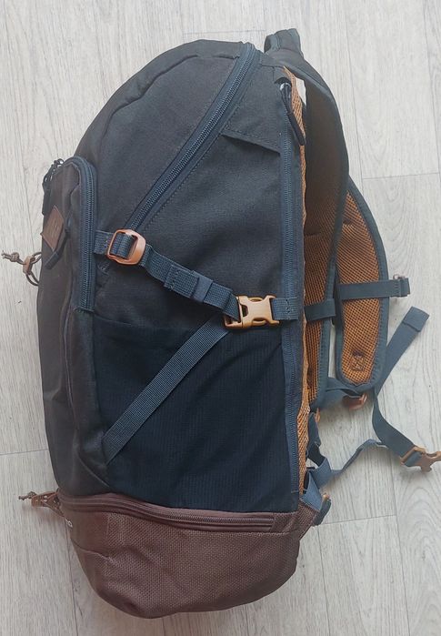 Рюкзак б/у универсальный 30 л nh 500 QUECHUA (France), с дождевиком