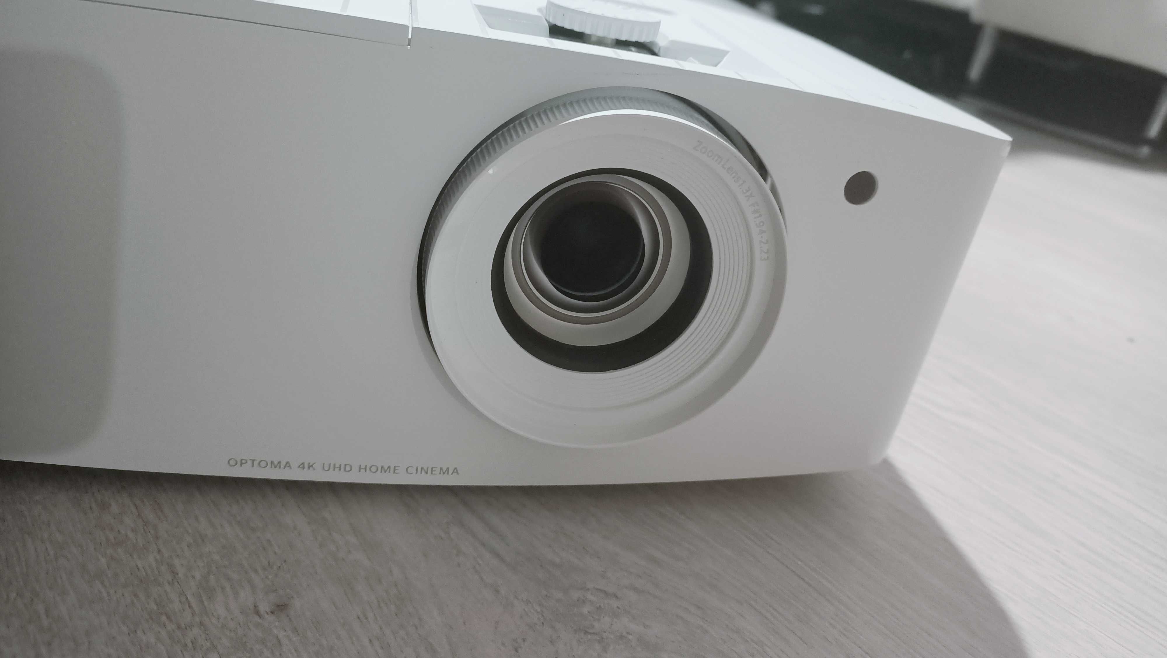 Projektor 4K Optoma UHD42