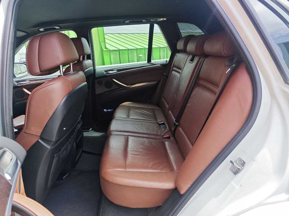BMW x5 E70  3.5і 2012