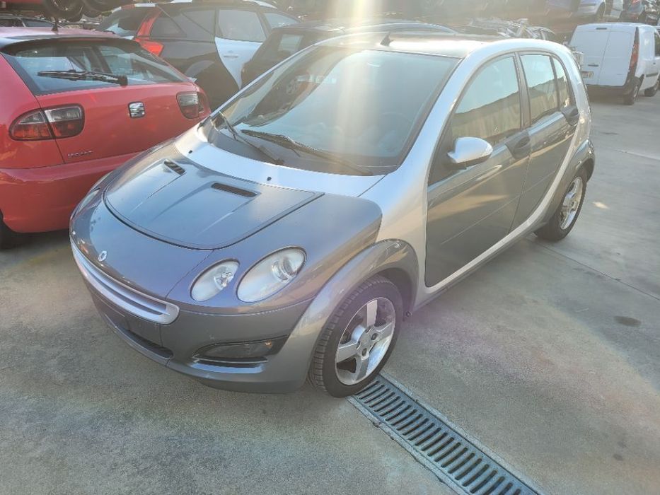 Smart Fourfour para peças