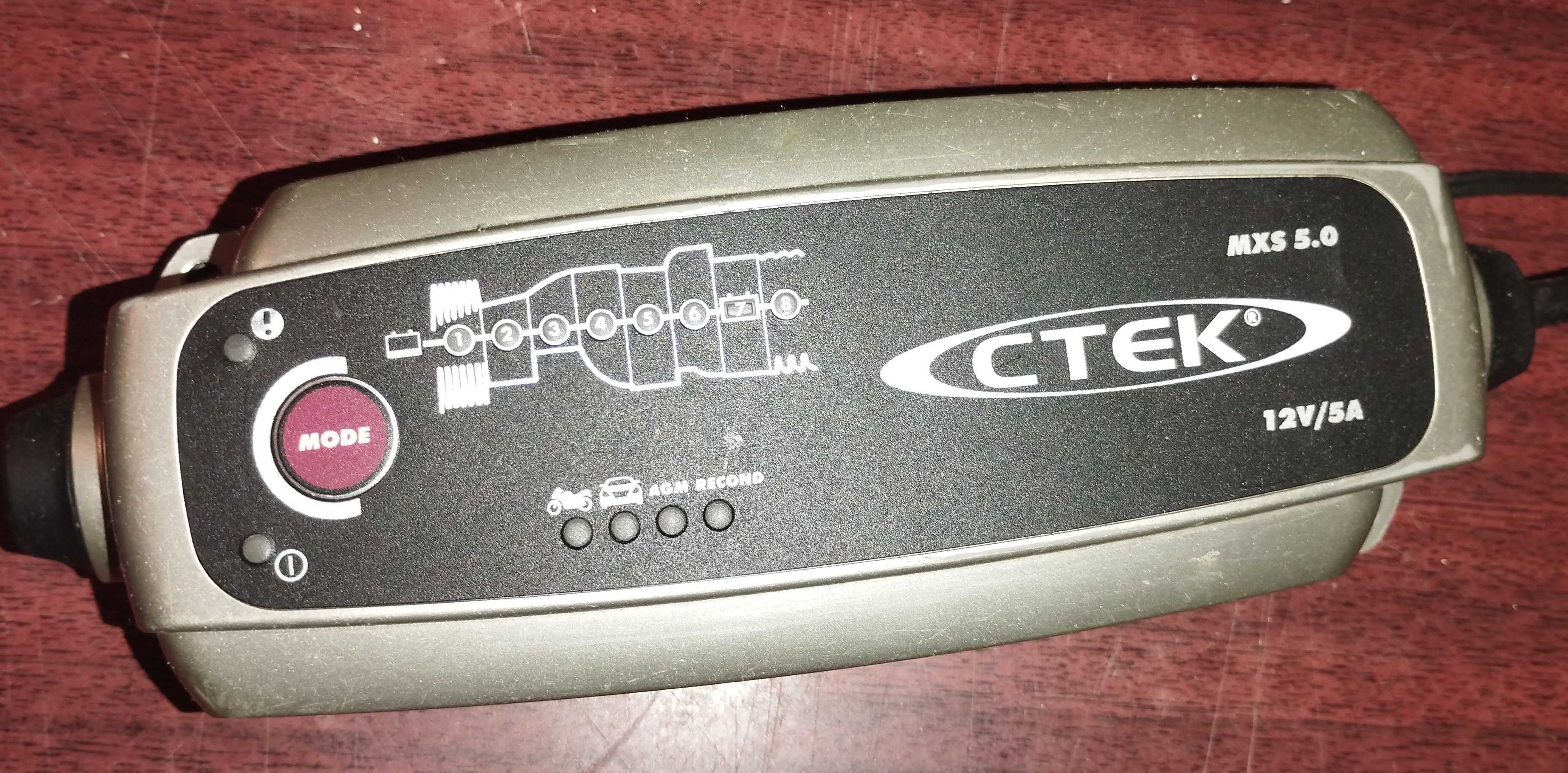 Зарядний пристрій CTEK MXS 5.0 5 A