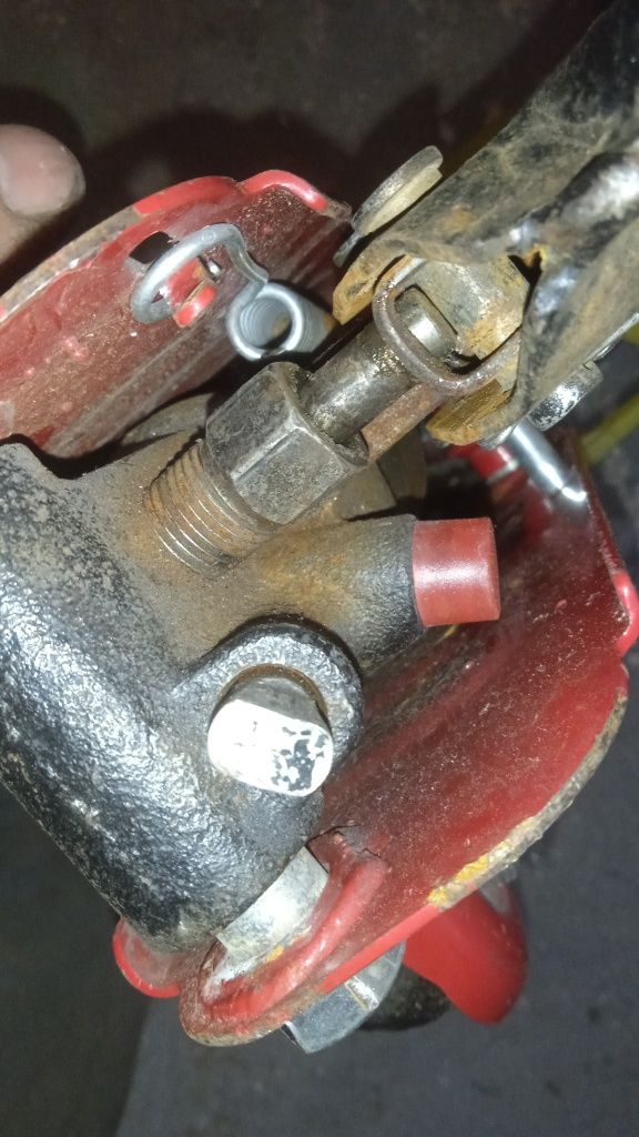 Lewarek Żaba 2T samochodowy podnośnik hydrauliczny
