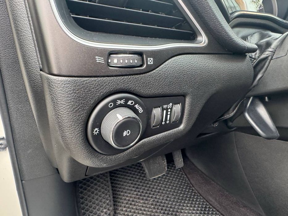 Jeep Cherokee 3.2 Car Invest Ukraine Лізинг