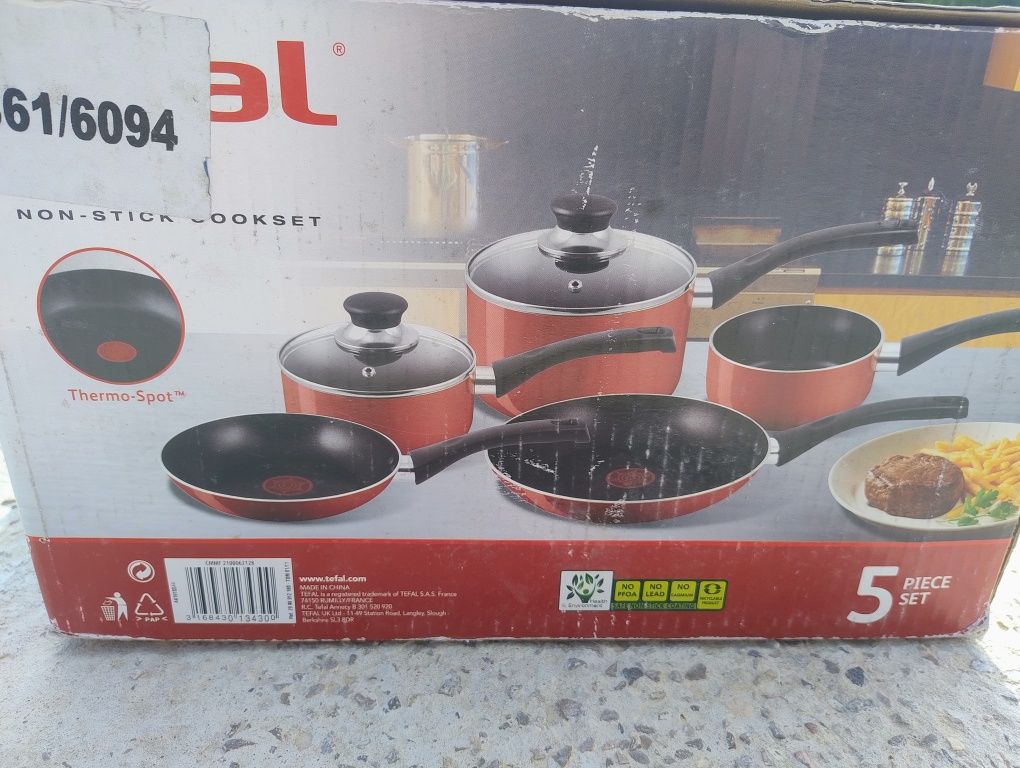 Tefal Bistro - zestaw garnków i patelni