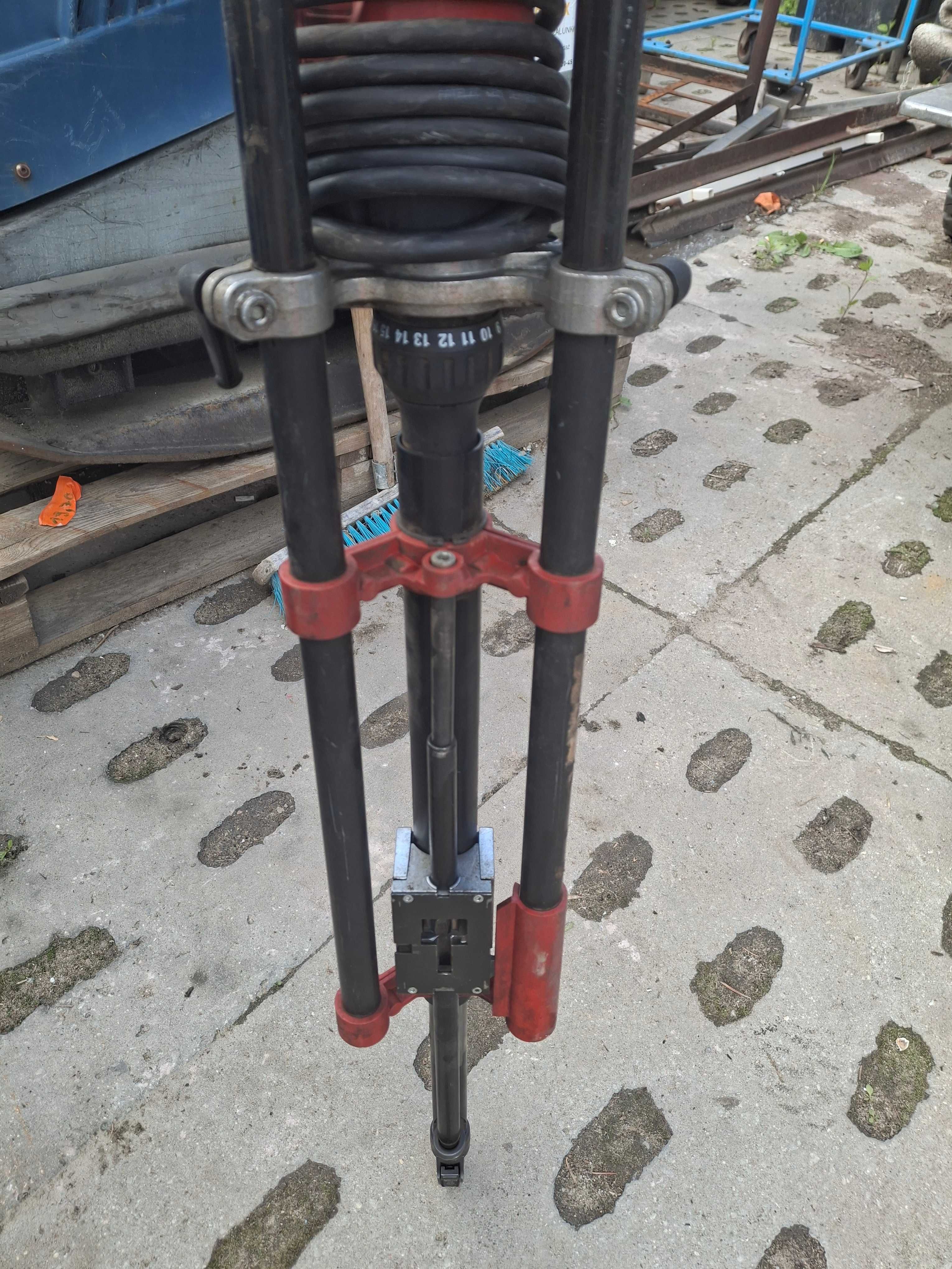 Hilti ST1800 + Hilti SDT5 do konstrukcji stalowych wkrętarka do dachów