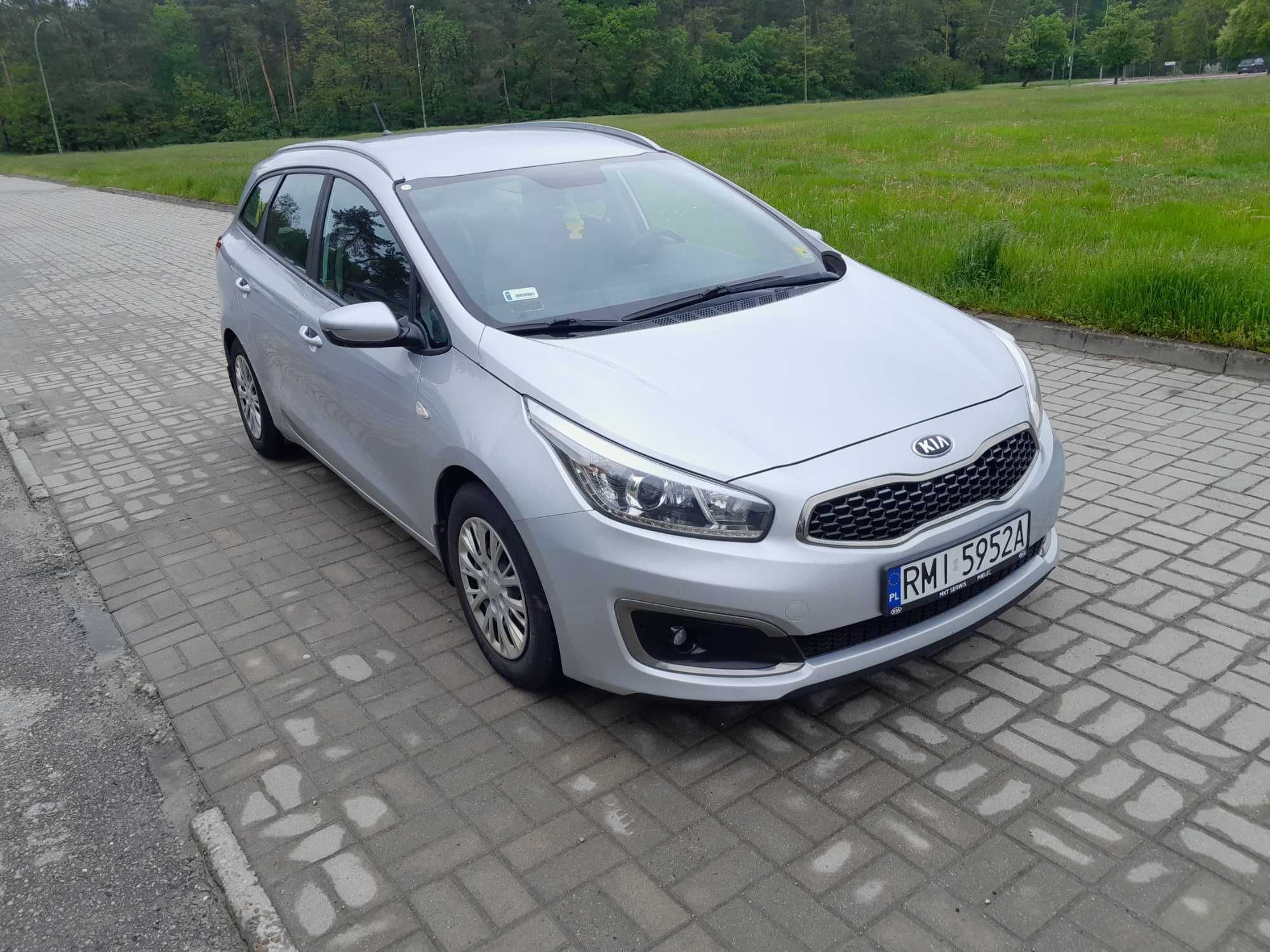 kia ceed 2 Kombii 1.4 CRDI 90 KM  M