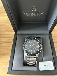 Piekny Meski zegarek Victorinox Model 241679