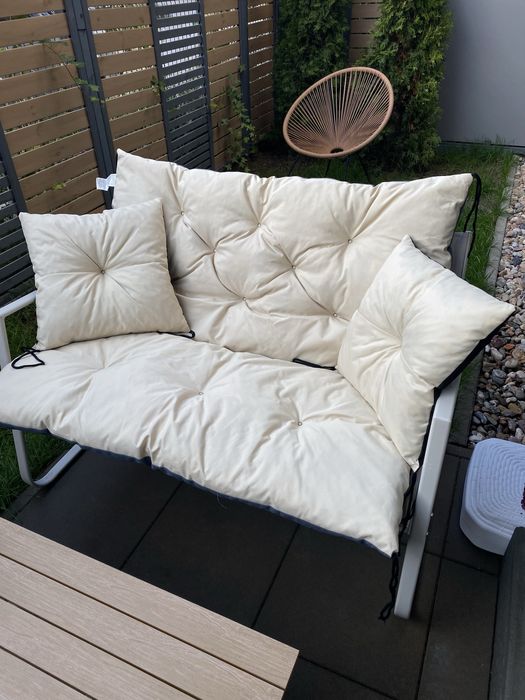 Zestaw mebli balkonowo-ogrodowych + poduszki