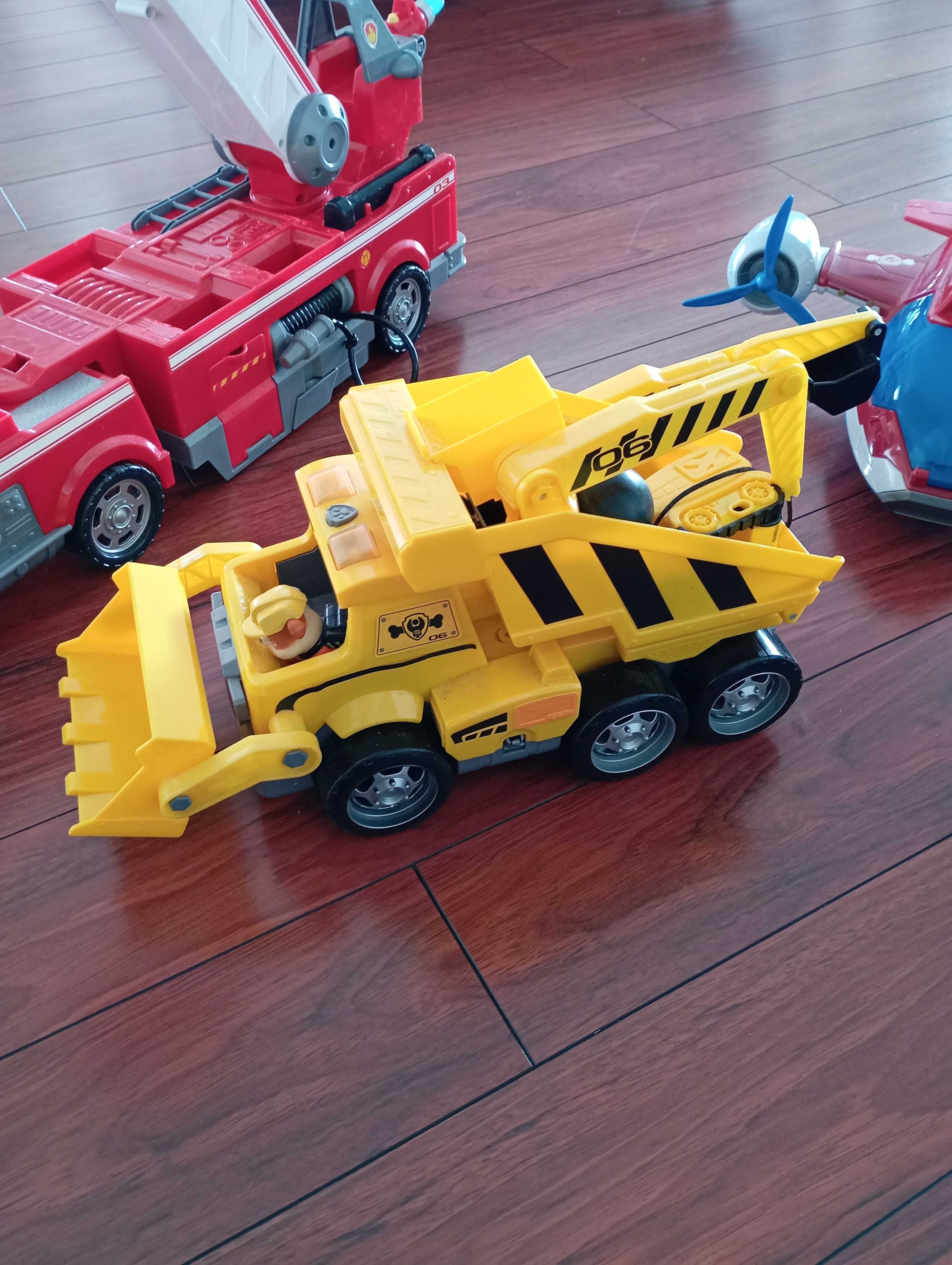 Carros patrulha pata