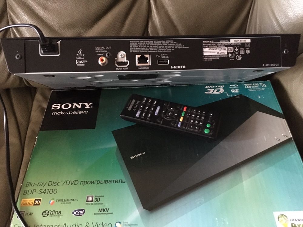 Blu-ray Disc Player / Медиа Плеер SONY BDP-S4100 (Wi-Fi/SMART/USB)