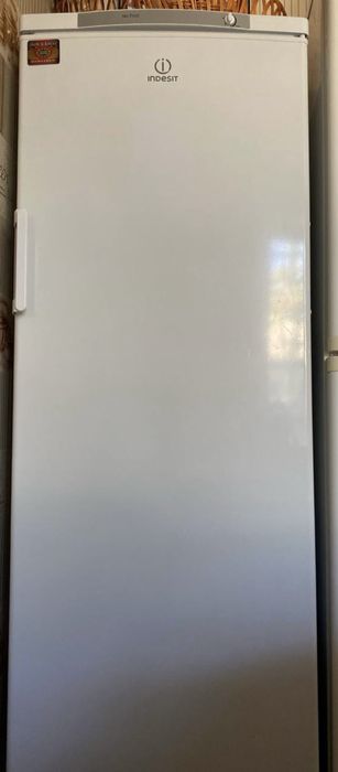 Морозильная камера indesit