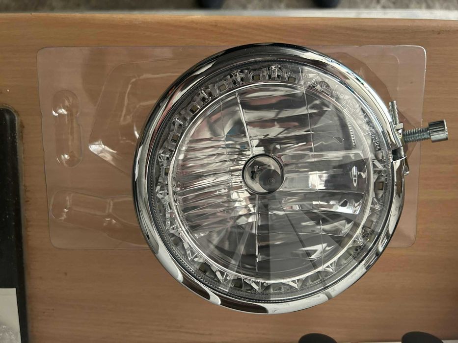 Junak M15 Lampa Przednia.