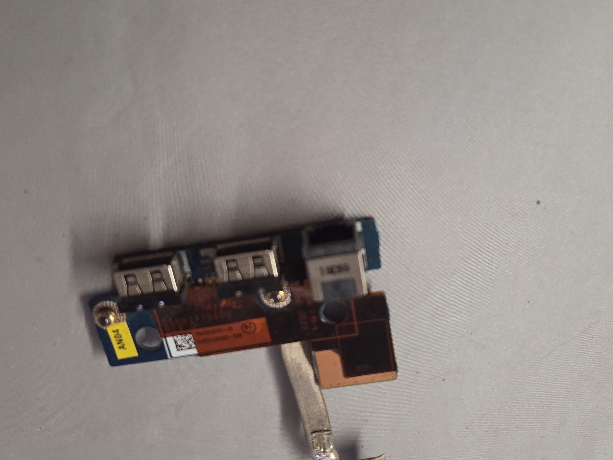Sprzedam moduł USB LAN do Laptopa TOSHIBA SATELITE P300 -1E9