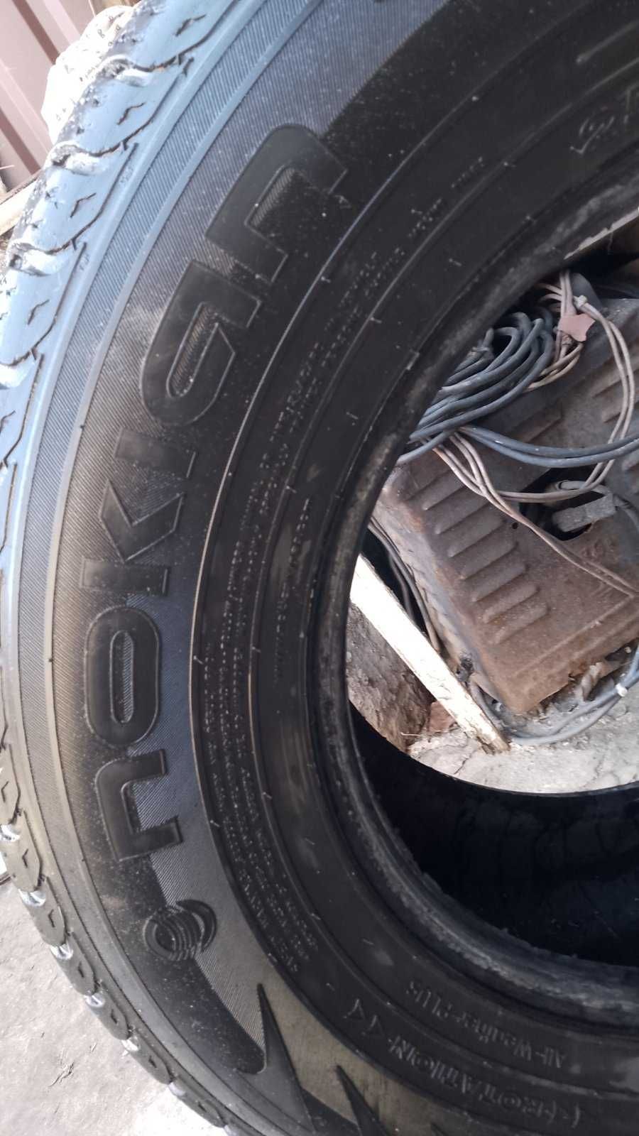 Продам шини 255/65 r16 недорого.