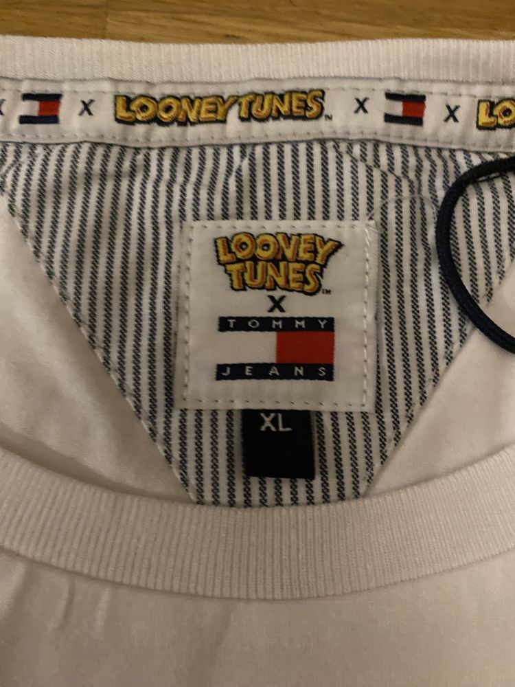 Tommy Hilfiger koszulka Looney Tunes rozm M i L