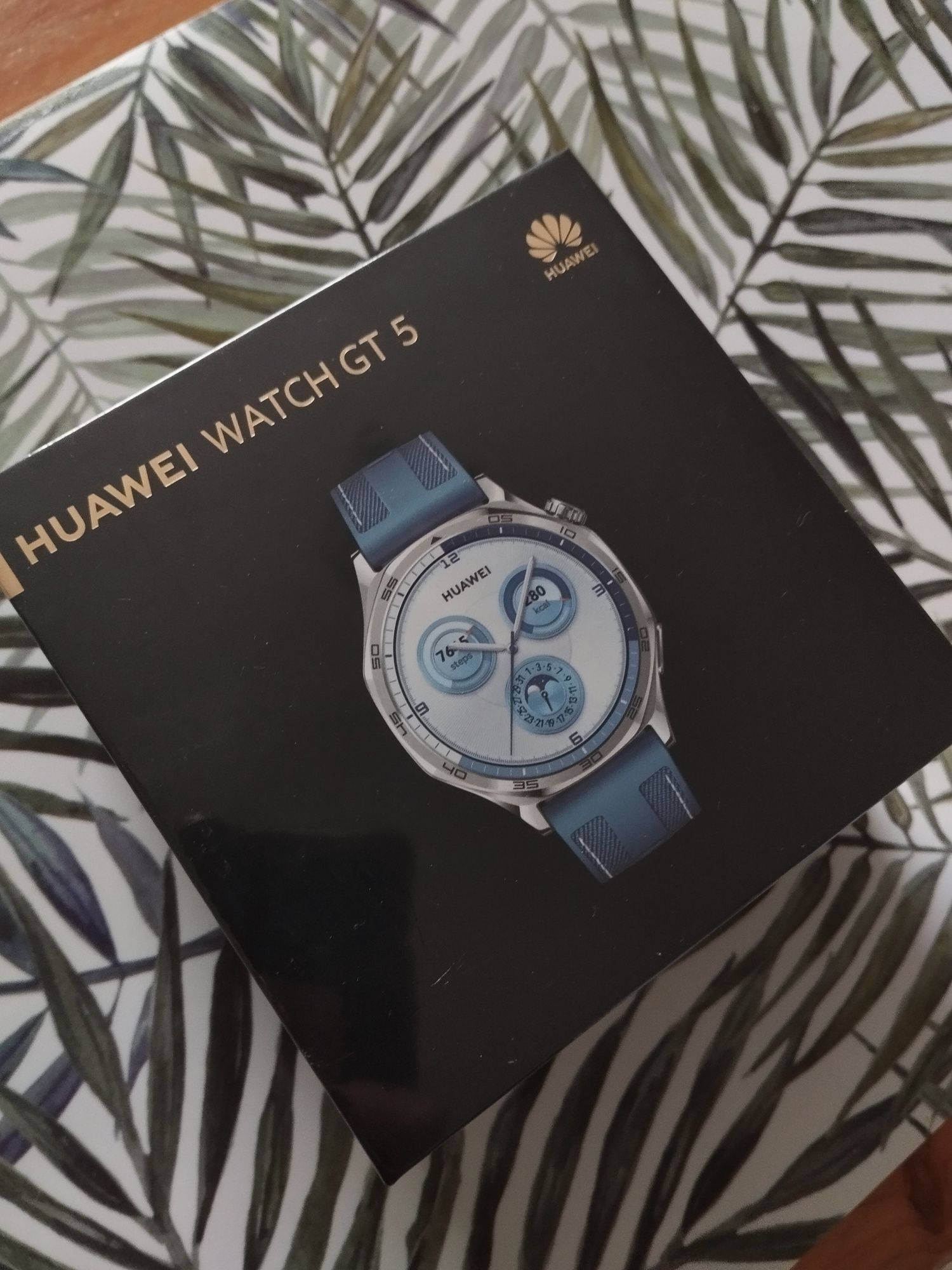 Huawei watch GT5 blue